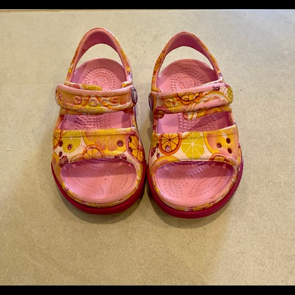 Bundle - 7 pairs of Toddler Sandals/Water Shoes (size C5-C11) - Picture 3 of 8